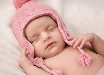 Польза применения шейного бандажа для новорожденных